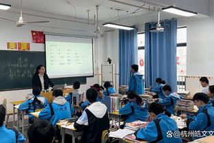 电讯报：如果格雷泽出售更多B股，拉特克利夫拥有一年优先认购权